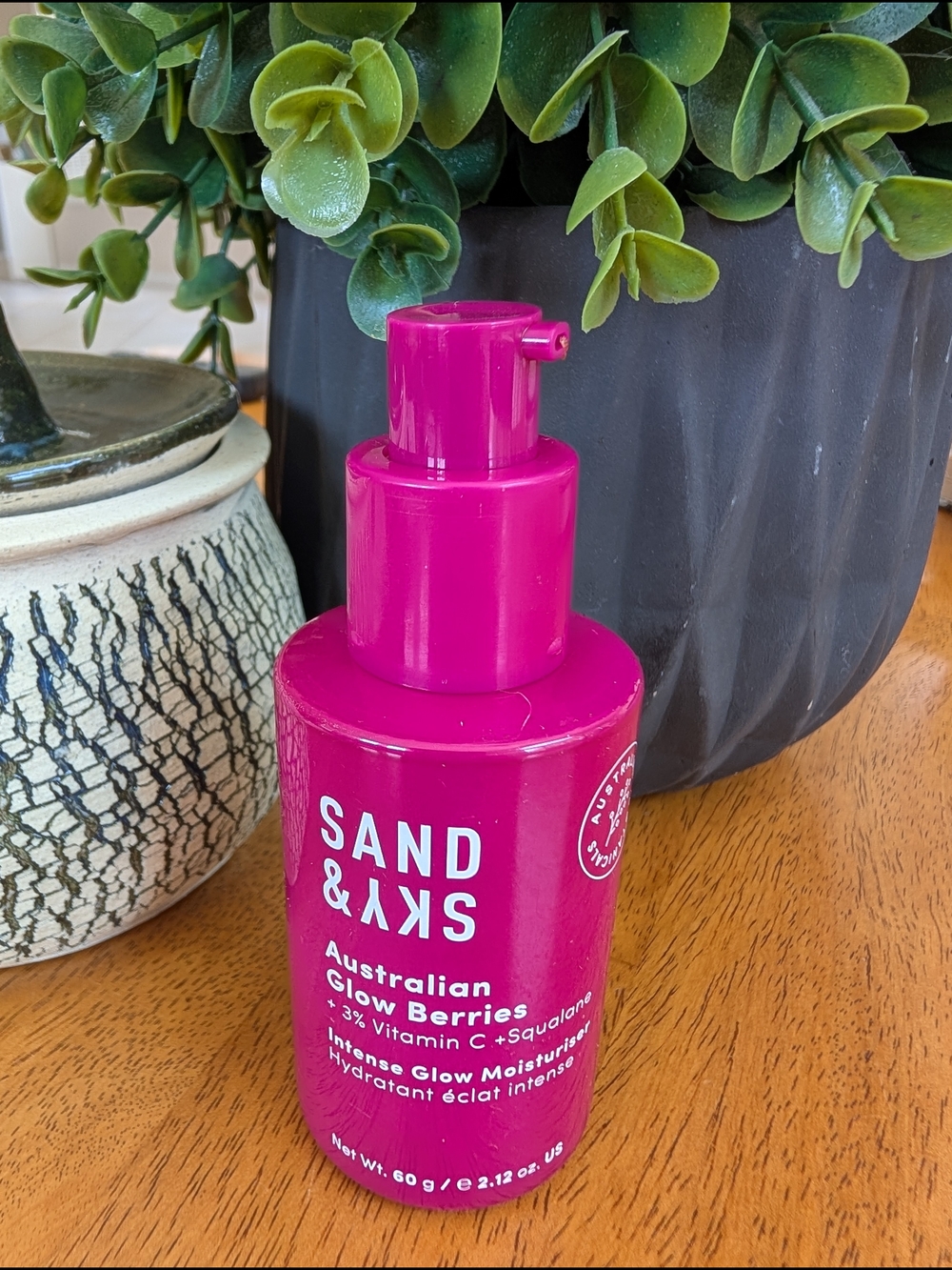 SAND & SKY Australian Glow Berries Intense Glow Moisturiser